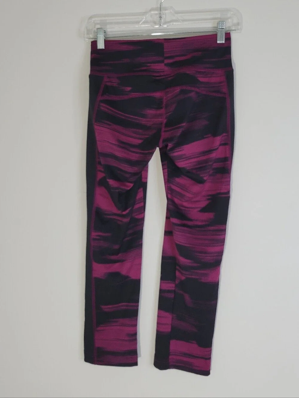 Puma Girls' Pink & Black Performance Leggings Women Size M. - Picture 2 of 9